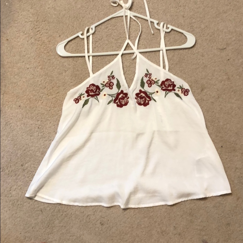 White flower detail tank top